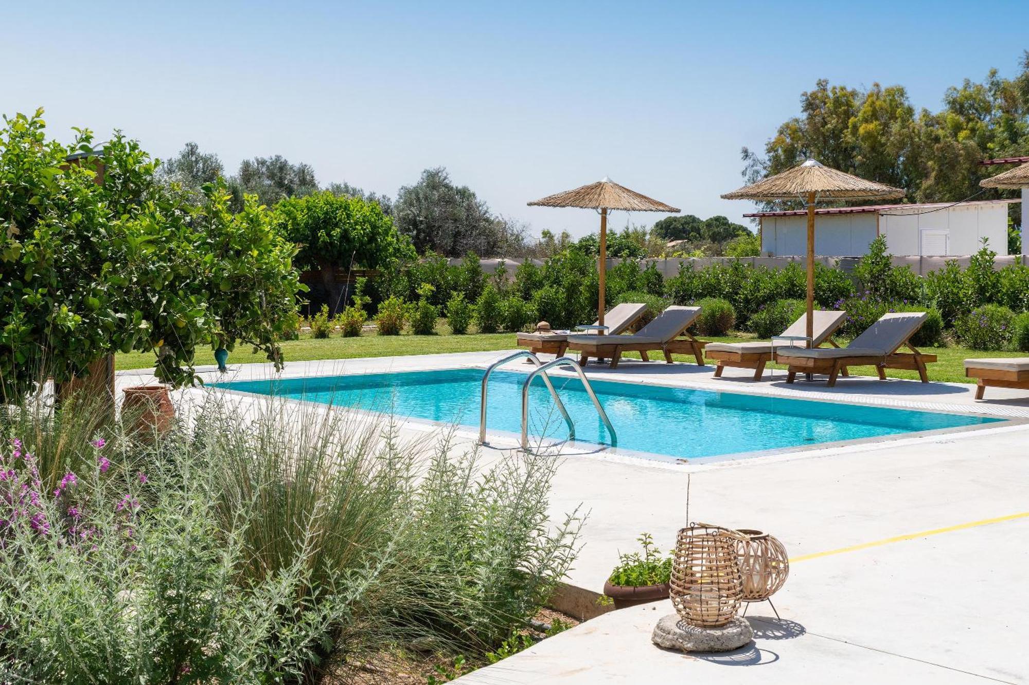 Ethria Pool Villa With Heated Jacuzzi Afantou Extérieur photo
